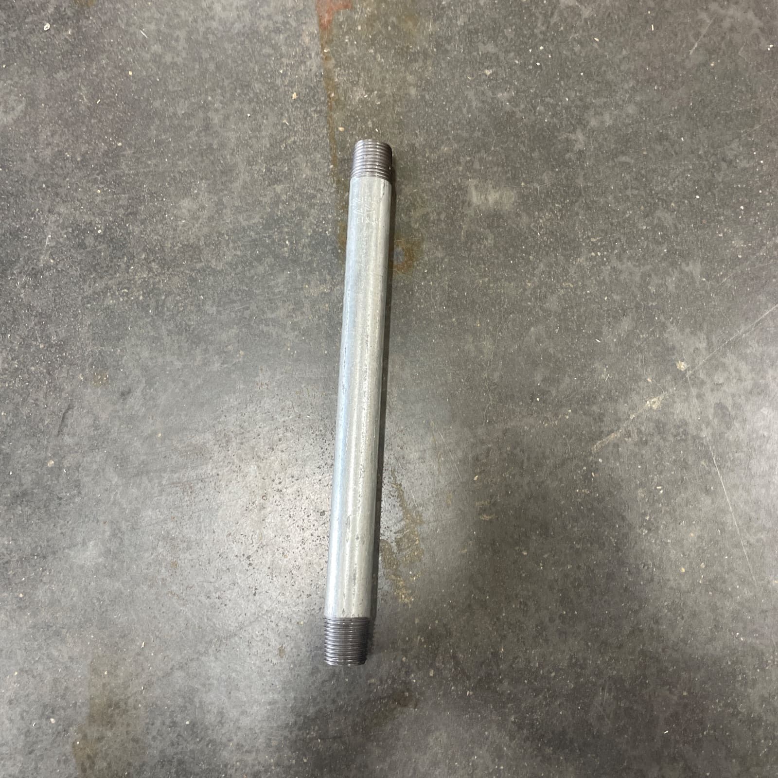 Proflo 1/2 x 10 in. MPT Welded Schedule 40 Galvanized Steel Nipple MPN MN-ZNG0310 — image 1