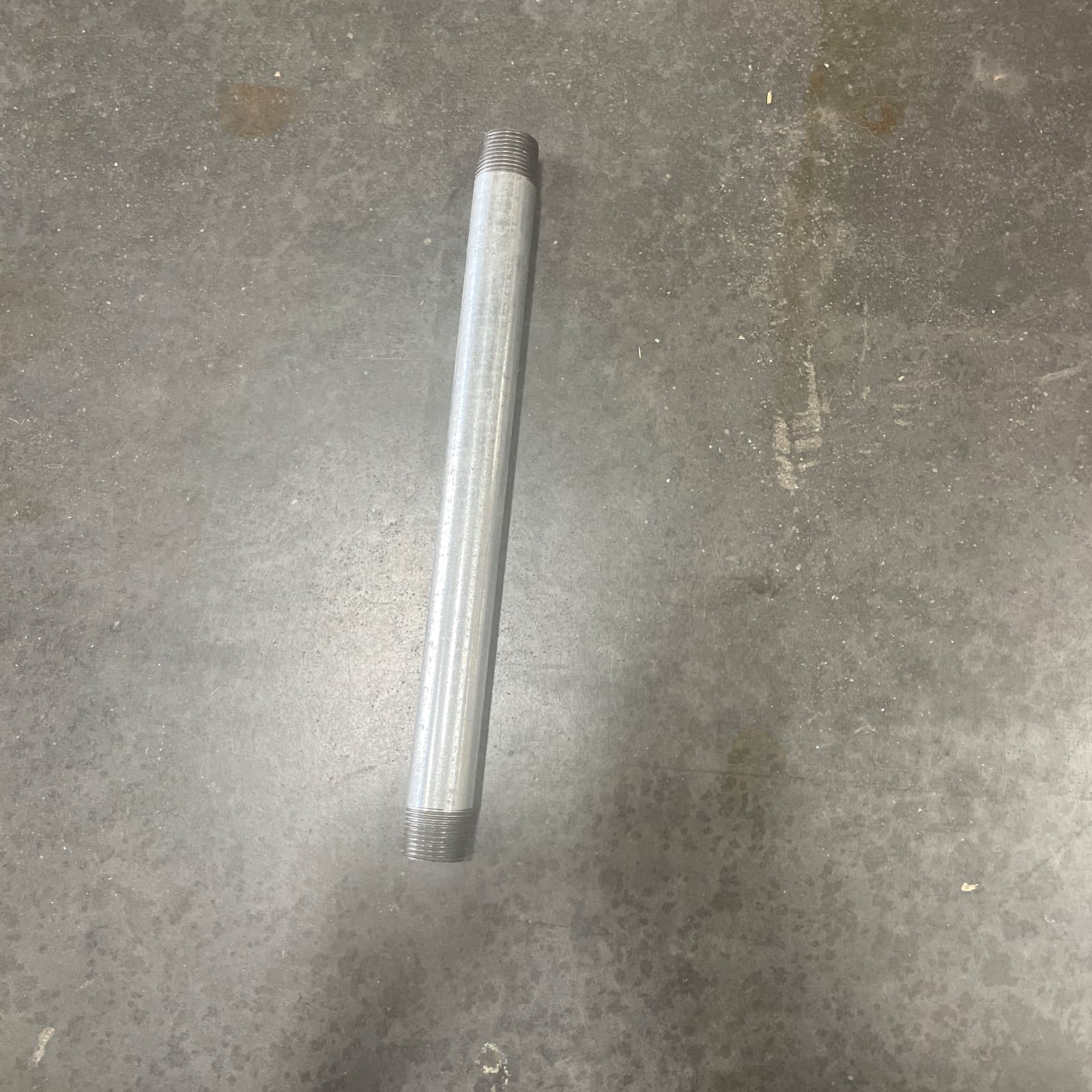 Proflo 3/4 x 12 in. MPT Welded Schedule 40 Galvanized Steel Nipple MPN MN-ZNG0412 — image 1