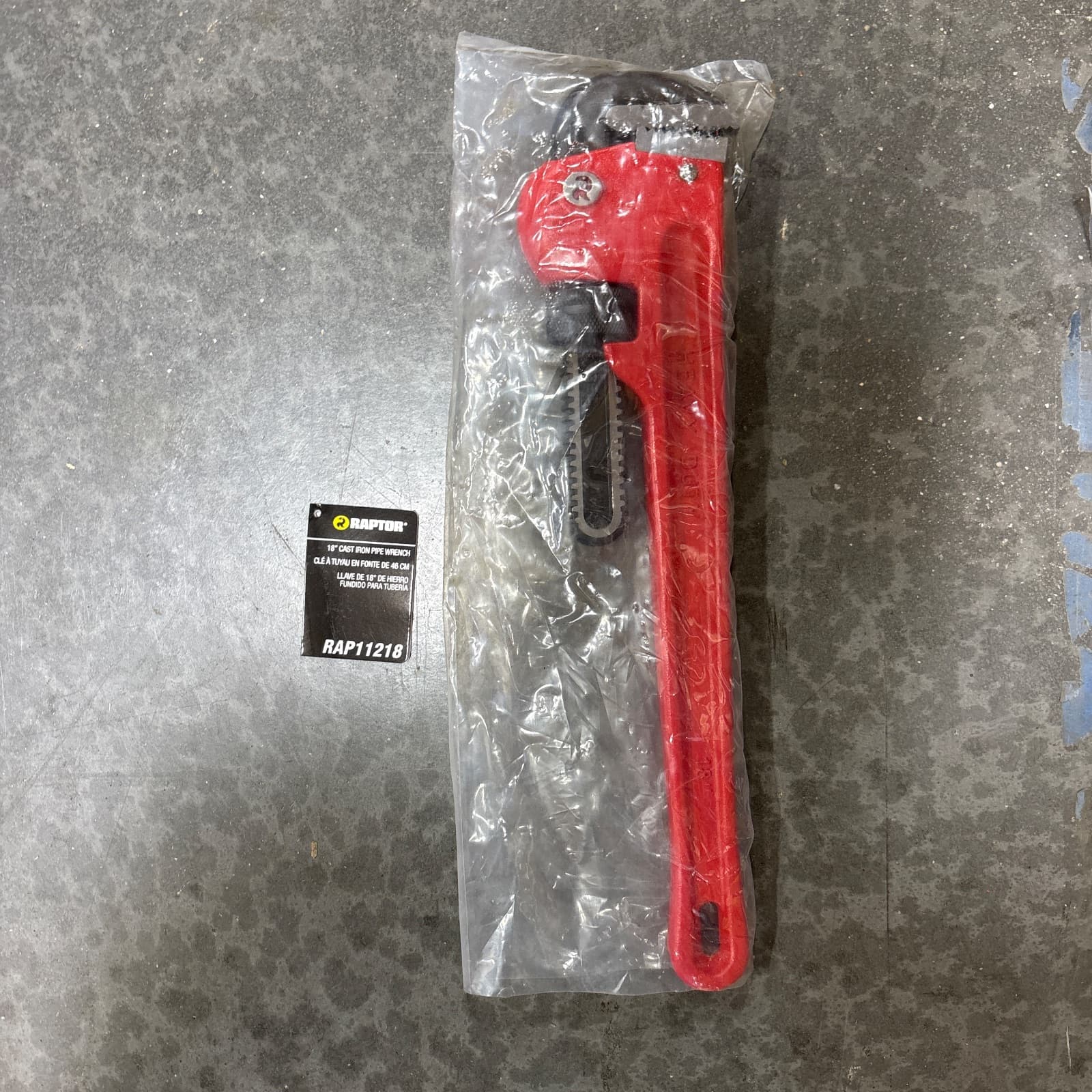RAPTOR 18 in. Iron Pipe Wrench, 2-1/2 in. Capacity MPN RAP11218